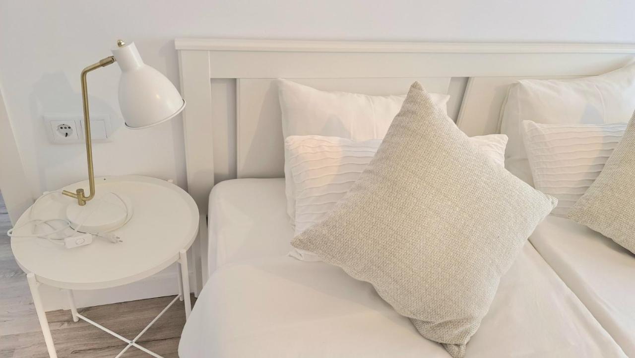 Apartamentos De La Huerta Alicante Esterno foto