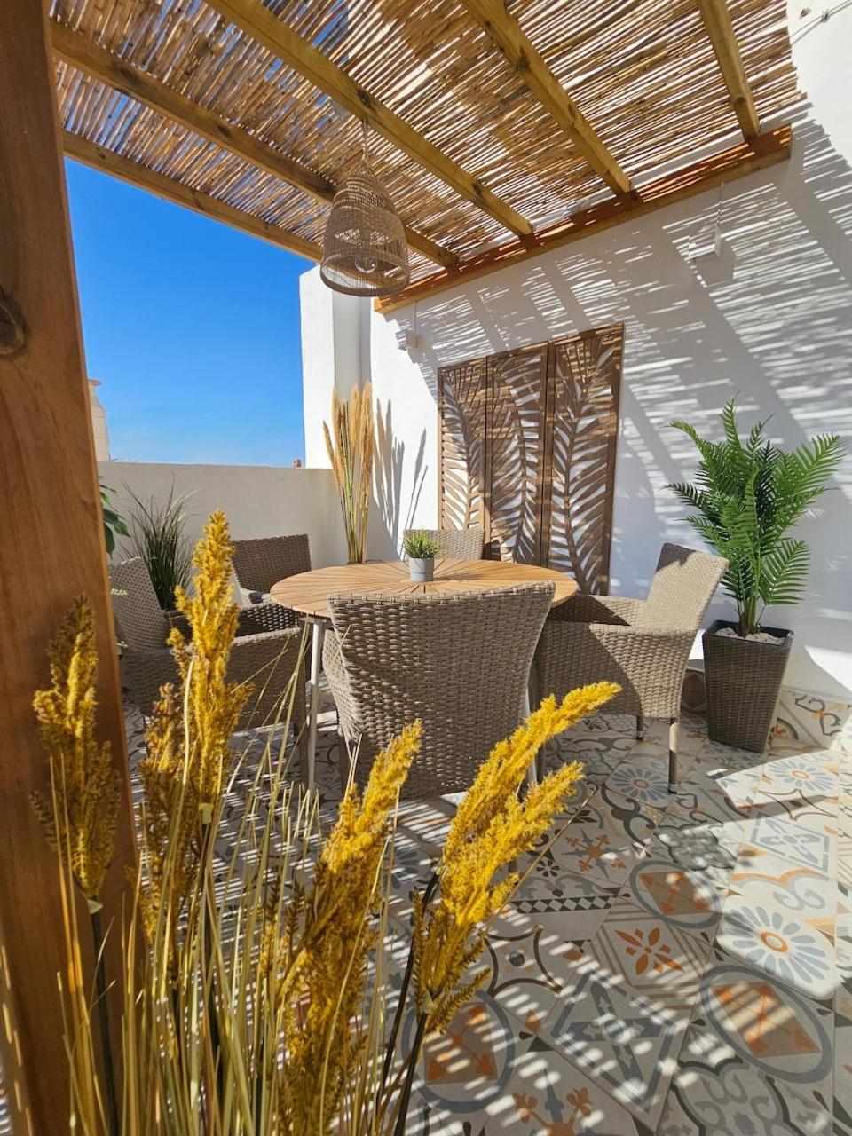 Apartamentos De La Huerta Alicante Esterno foto