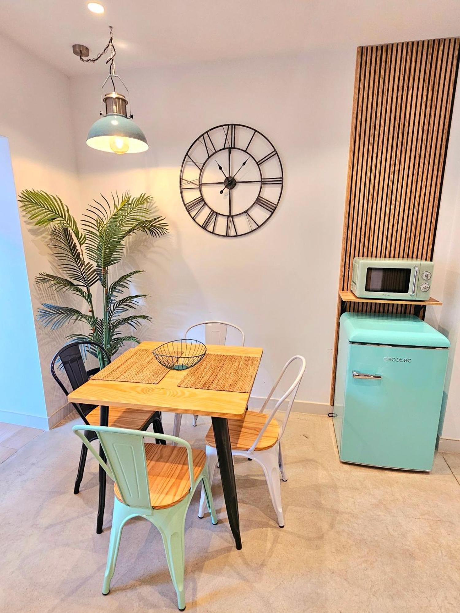 Apartamentos De La Huerta Alicante Esterno foto