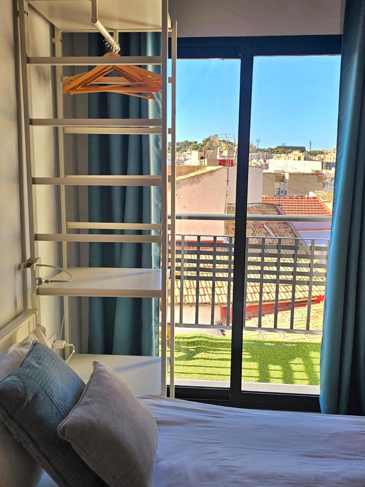 Apartamentos De La Huerta Alicante Esterno foto