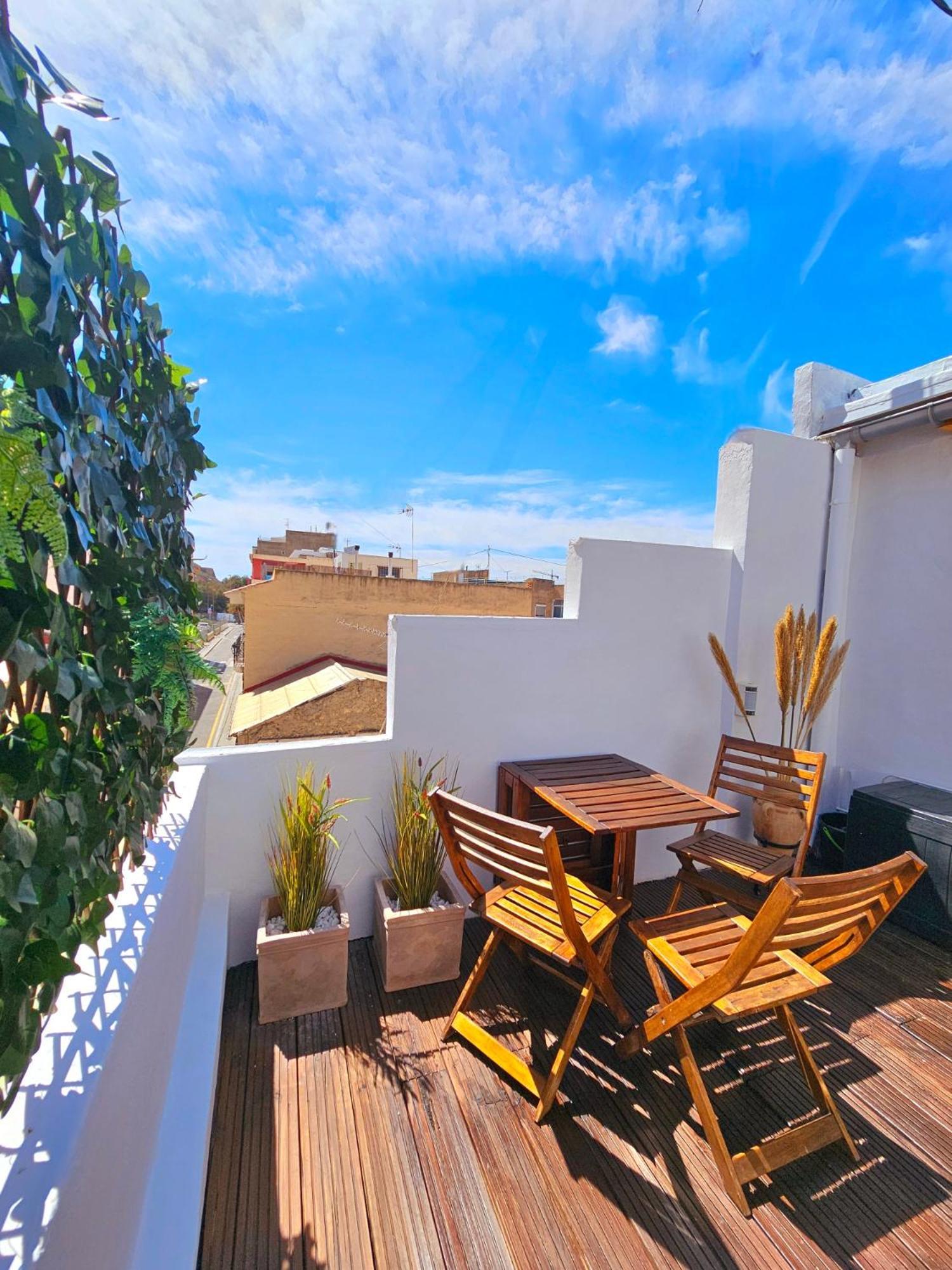 Apartamentos De La Huerta Alicante Esterno foto